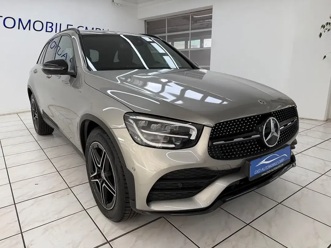 Mercedes-Benz GLC 220 4MATIC AMG Line Night - Thumbnail 6