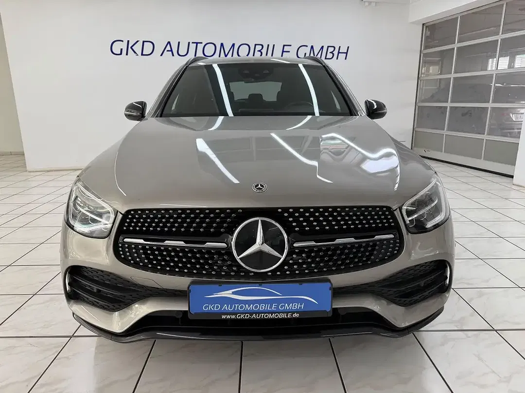 Mercedes-Benz GLC 220 4MATIC AMG Line Night - Thumbnail 7