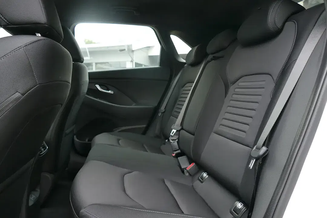 Hyundai i30 1.0 T-GDI DCT Advantage - Thumbnail 11