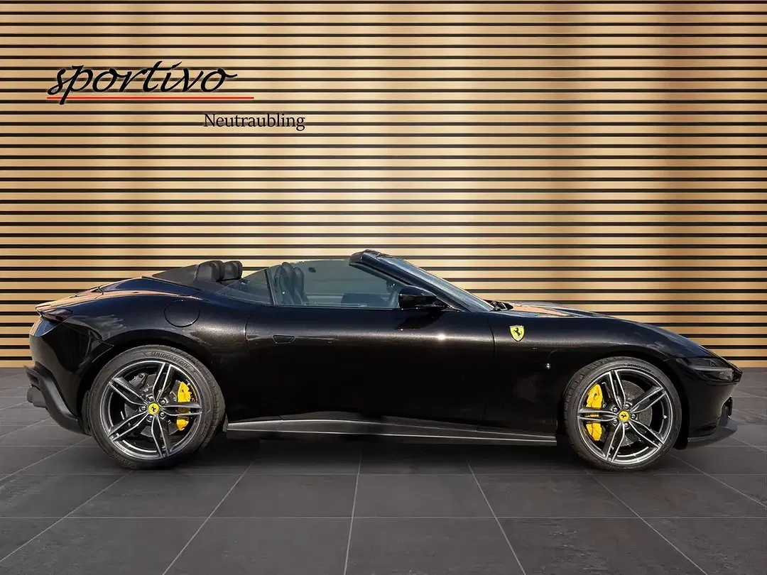 Ferrari Roma Spider - Thumbnail 6