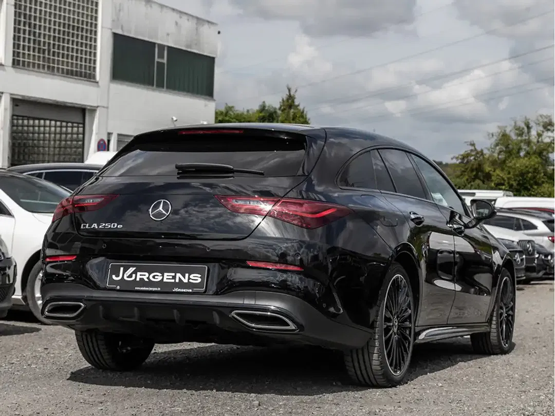 Mercedes-Benz CLA 250 Night - Thumbnail 3