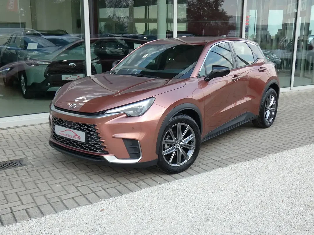 Lexus LBX Hybrid Elegant - Afbeelding 1