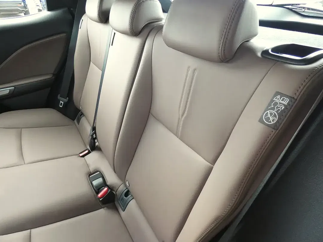 Lexus LBX Hybrid Elegant - Thumbnail 11