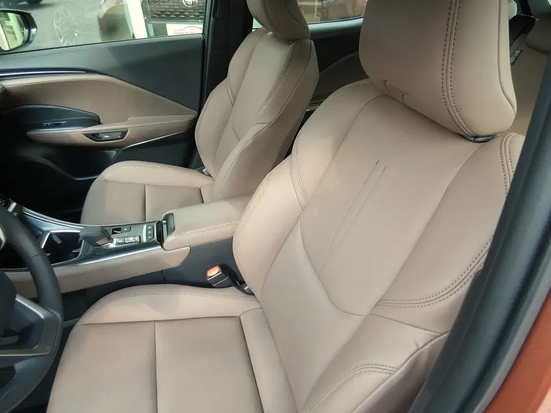 Lexus LBX Hybrid Elegant - Thumbnail 8