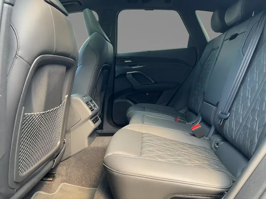 Audi SQ5 TFSI S tronic quattro - Thumbnail 9
