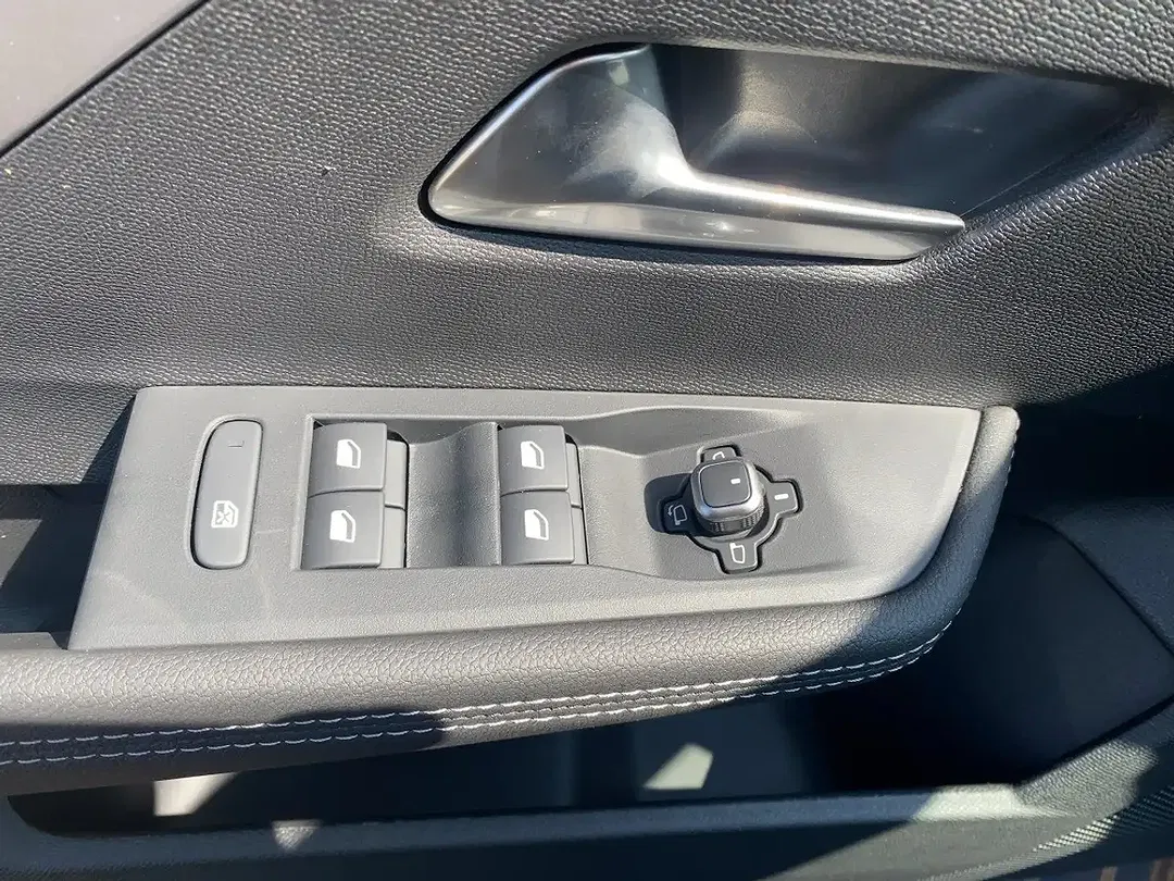 Opel Astra GS - Thumbnail 6