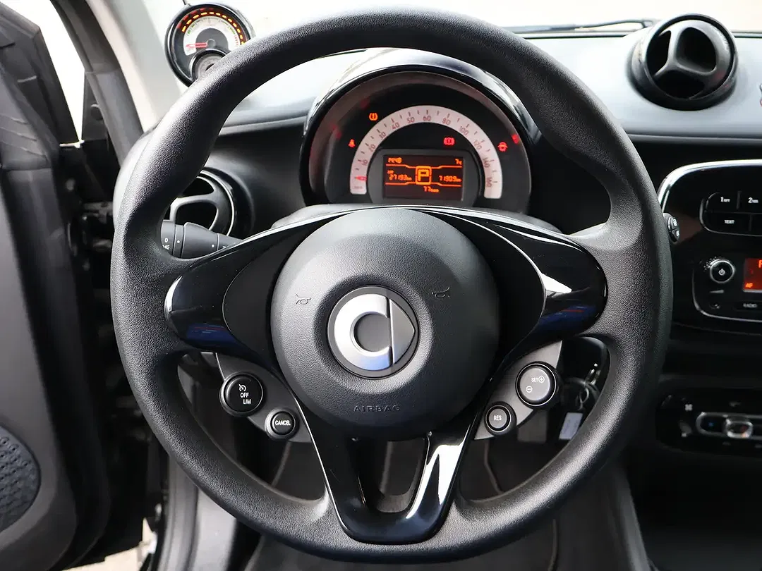 smart forTwo - Thumbnail 8