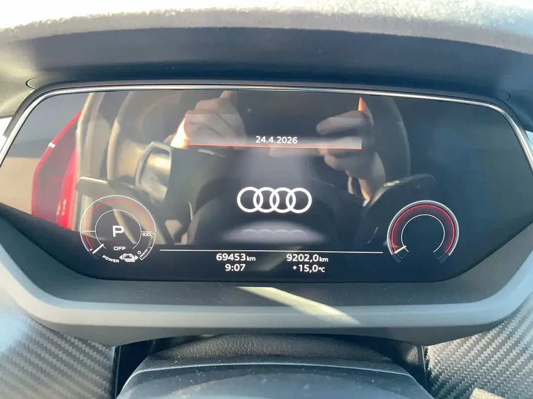 Audi RS e-tron GT - Thumbnail 10