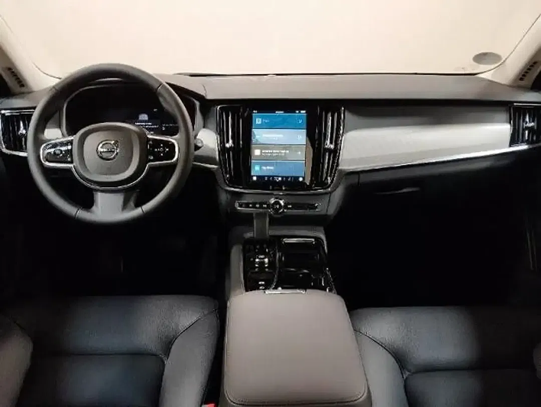 Volvo V90 T6 PHEV Hybrid AWD Recharge Core - Thumbnail 4