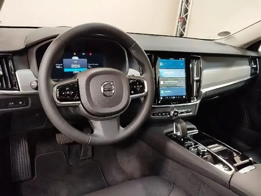 Volvo V90 T6 PHEV Hybrid AWD Recharge Core - Thumbnail 5