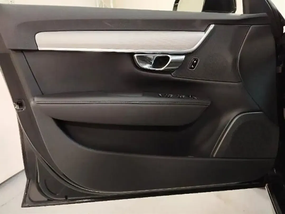 Volvo V90 T6 PHEV Hybrid AWD Recharge Core - Thumbnail 7