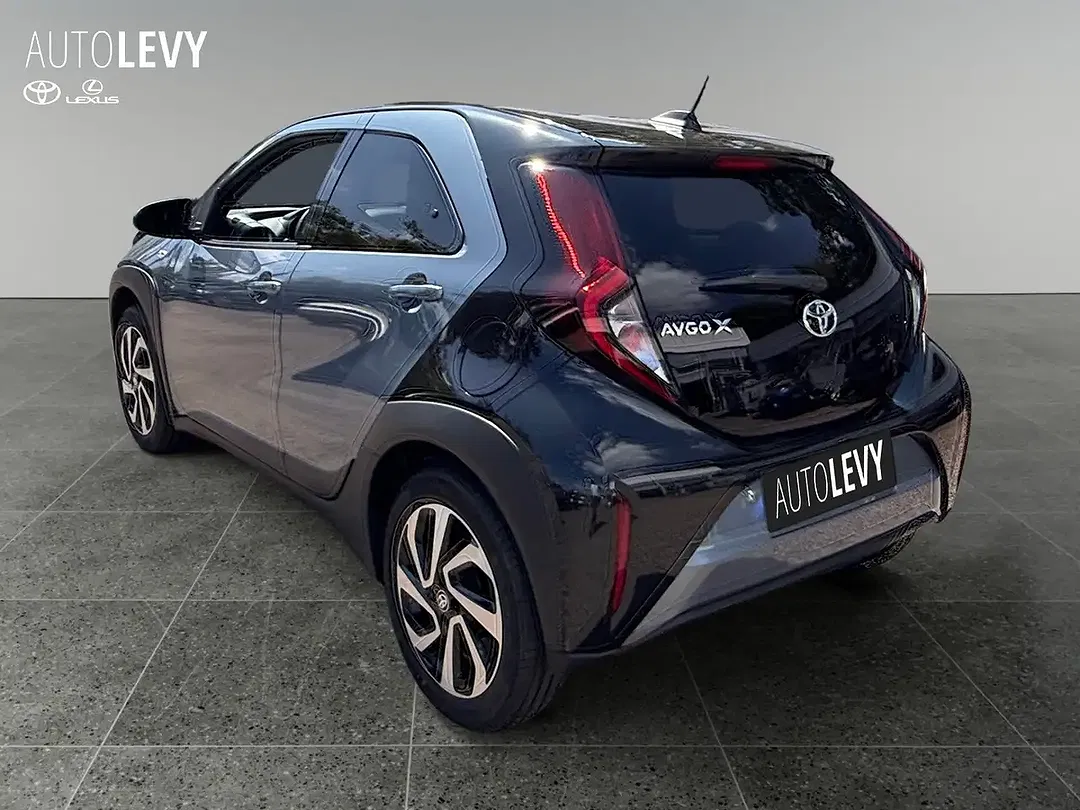 Toyota Aygo X Teamplayer - Thumbnail 3