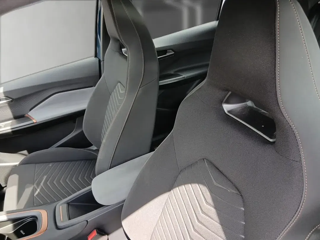 CUPRA Born - Thumbnail 10