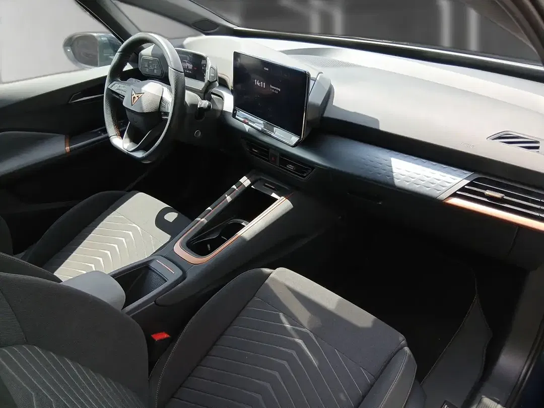 CUPRA Born - Thumbnail 11