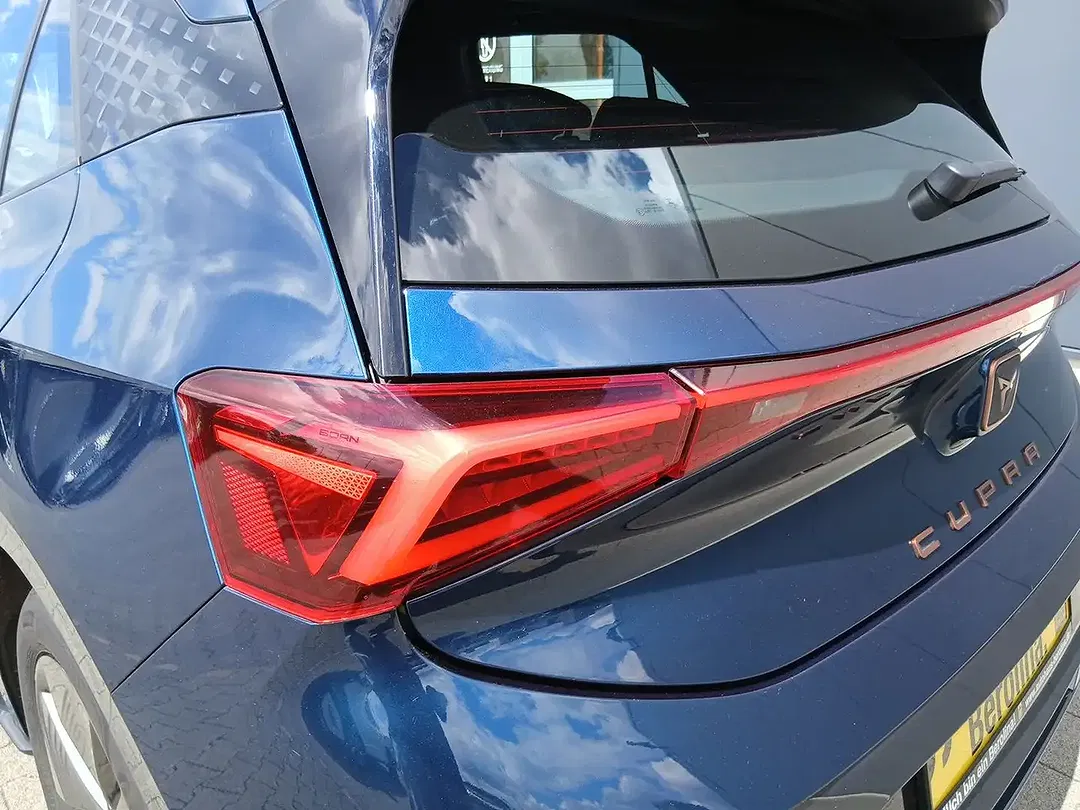 CUPRA Born - Thumbnail 8
