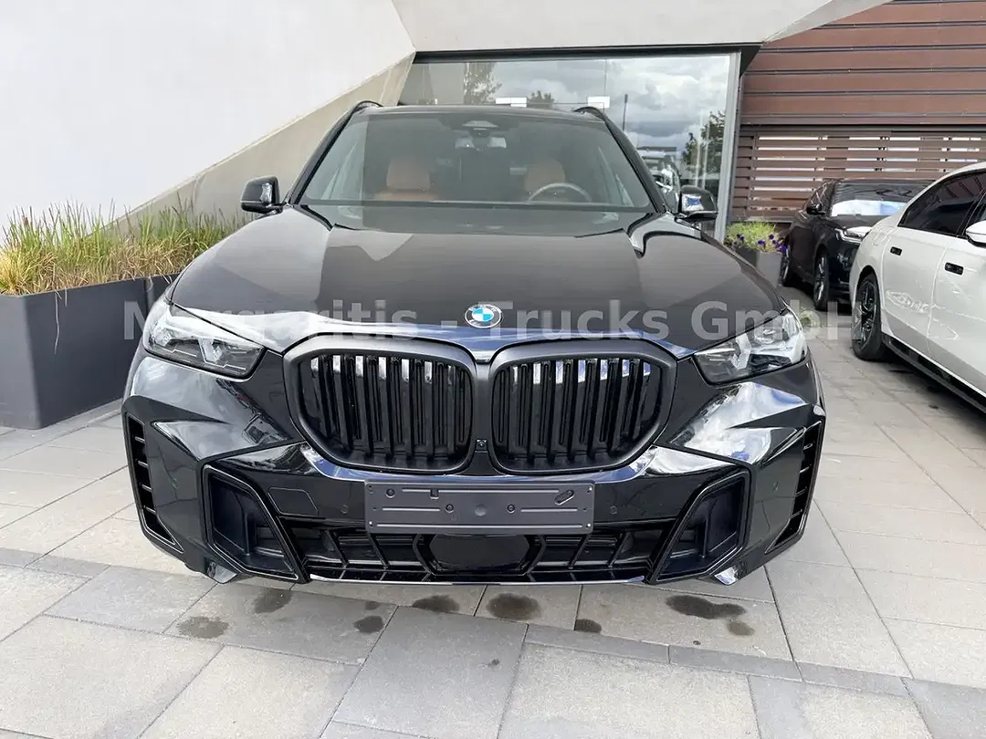 BMW X5 xDrive - Thumbnail 2