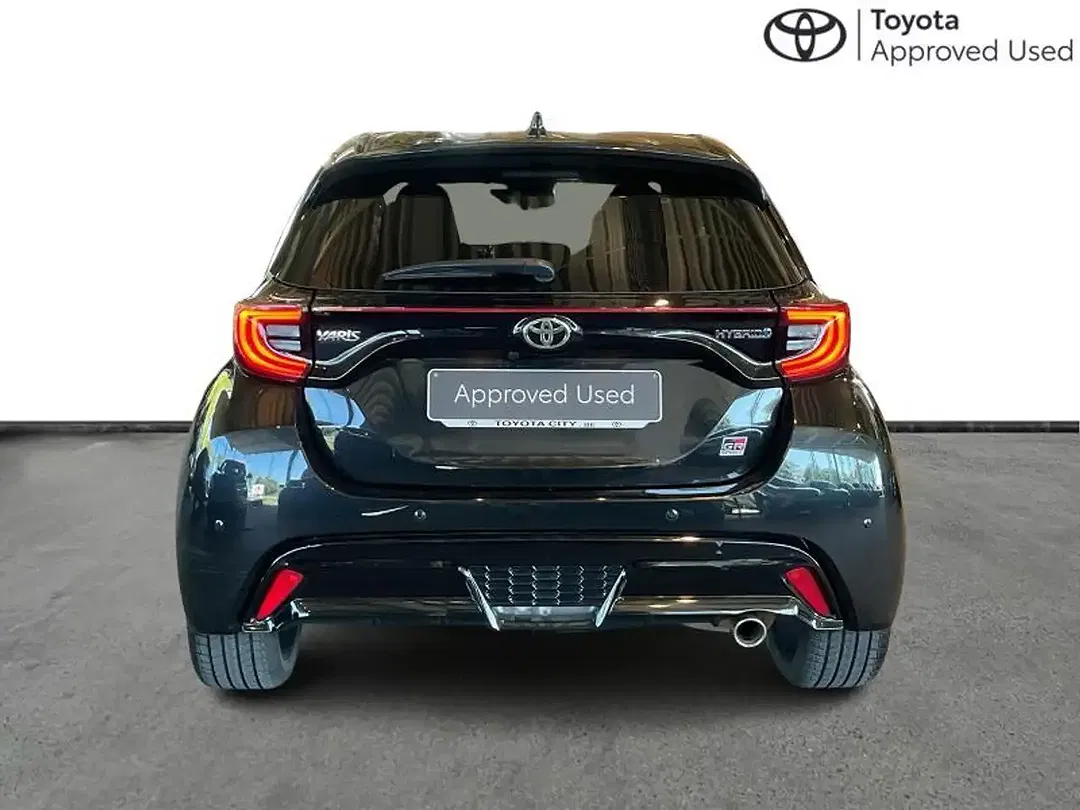 Toyota Yaris GR Sport - Thumbnail 4
