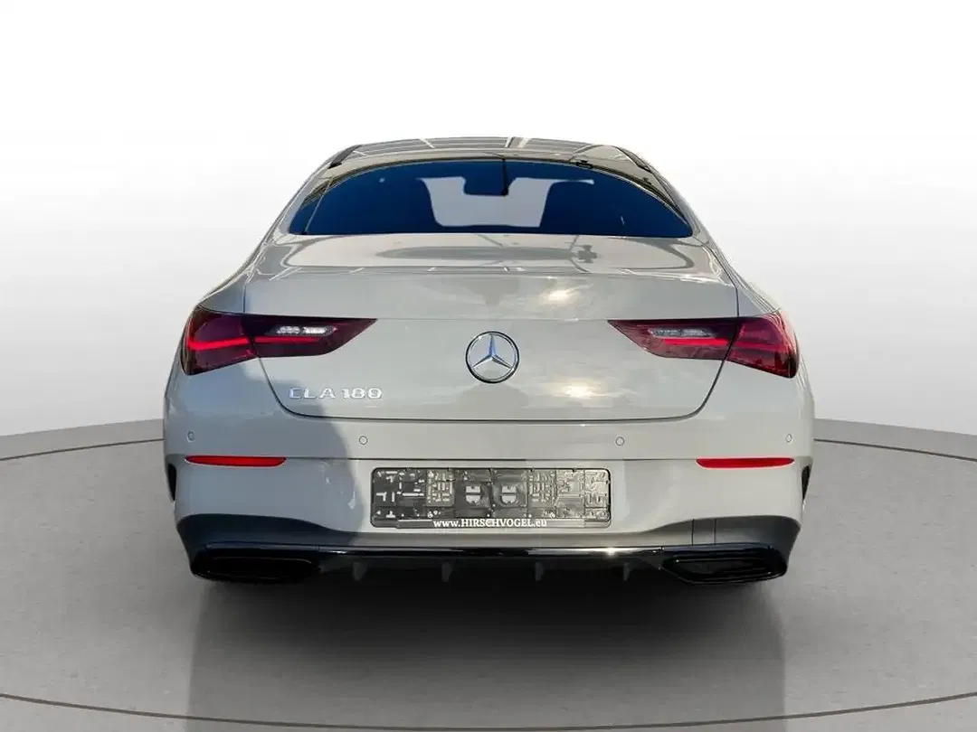 Mercedes-Benz CLA 180 MBUX AMG Line Night - Thumbnail 5