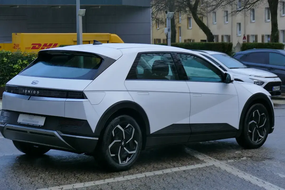 Hyundai IONIQ 5 DYNAMIQ - Thumbnail 6