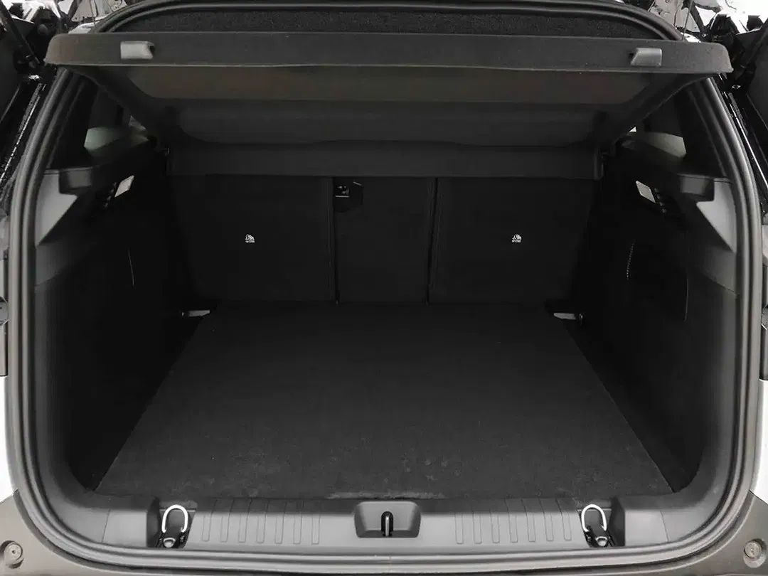 Jeep Compass e-Hybrid Summit - Thumbnail 6