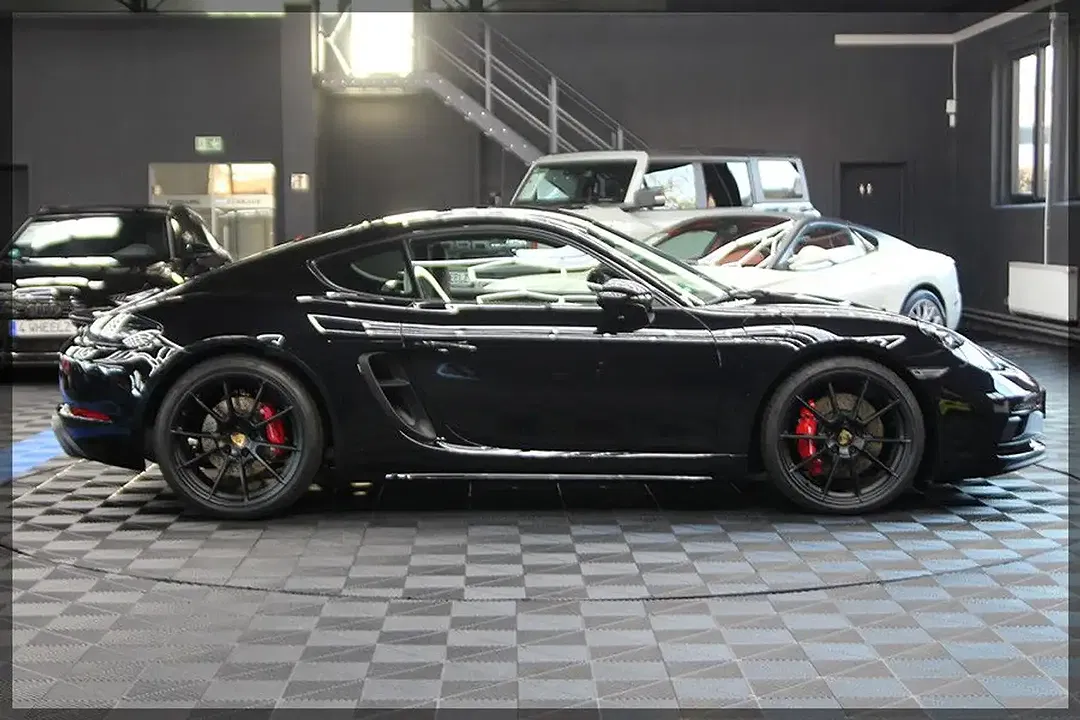Porsche Cayman 4.0 GTS - Thumbnail 7
