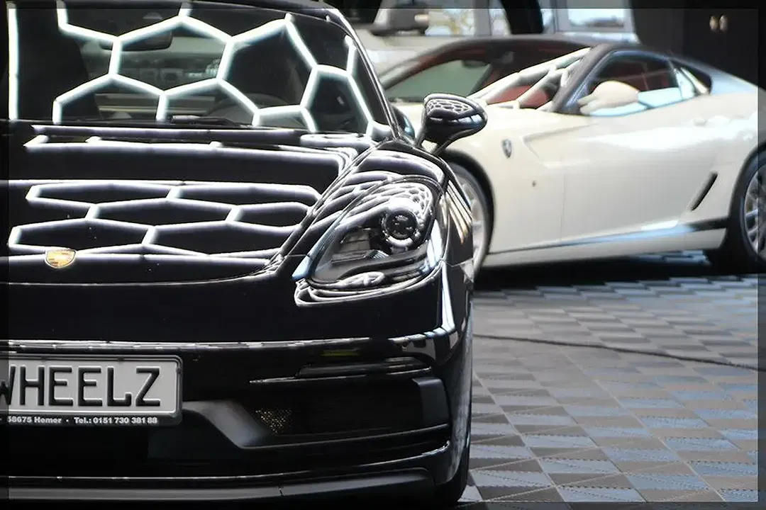 Porsche Cayman 4.0 GTS - Thumbnail 9