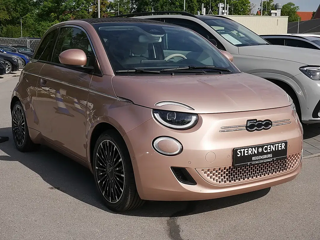 Fiat 500e La Prima Urban - Thumbnail 2