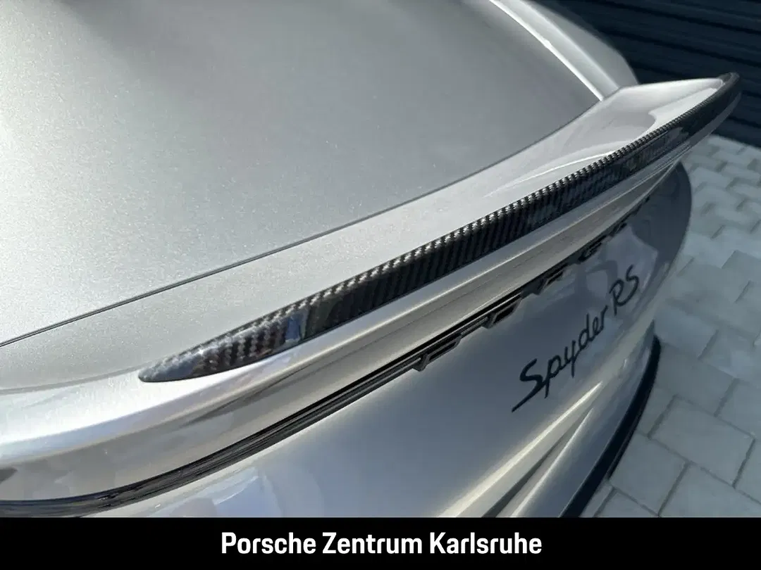 Porsche 718 Spyder RS - Thumbnail 11