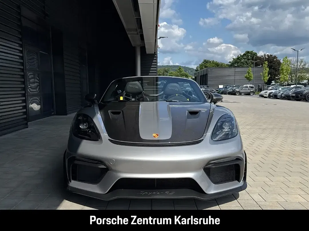 Porsche 718 Spyder RS - Thumbnail 4