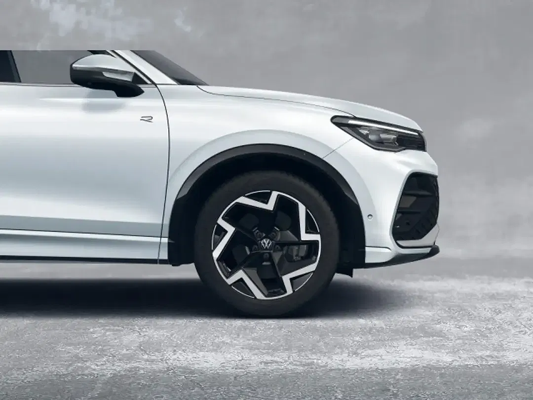 Volkswagen Tiguan 1.5 eHybrid R-Line - Thumbnail 3
