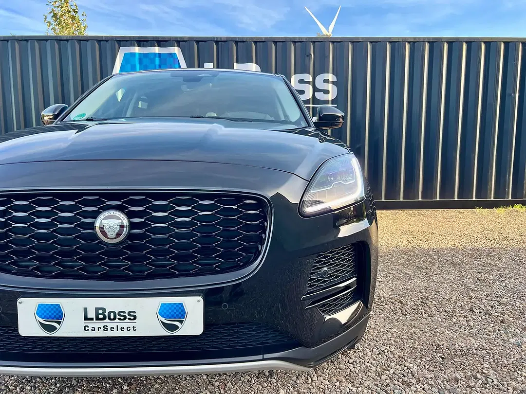 Jaguar E-Pace - Thumbnail 6