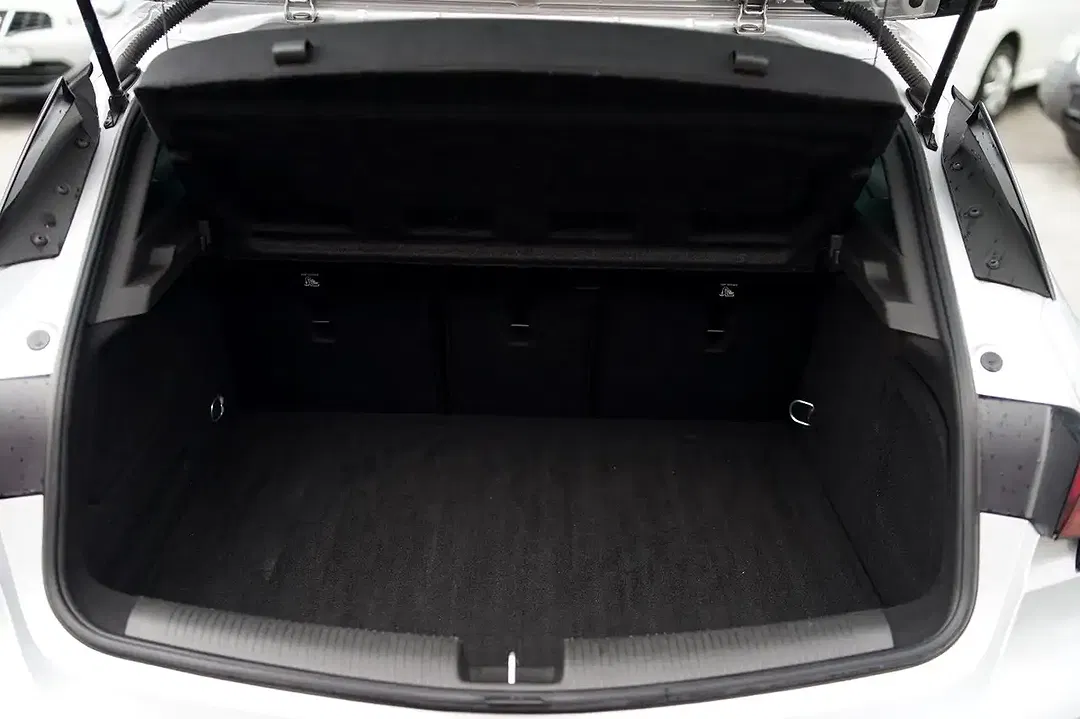 Opel Astra Elegance - Thumbnail 8