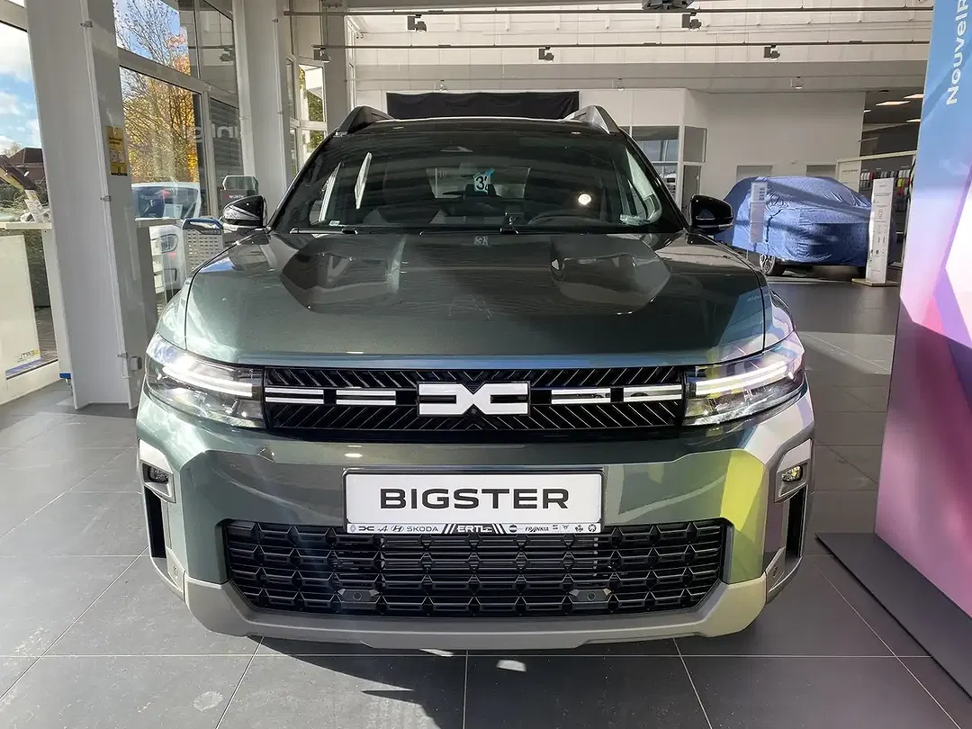 Dacia Bigster Hybrid Journey - Thumbnail 2