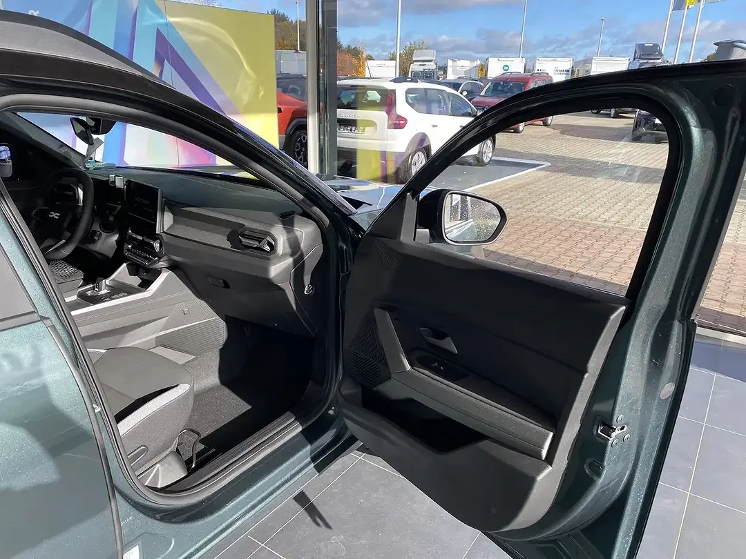 Dacia Bigster Hybrid Journey - Thumbnail 5
