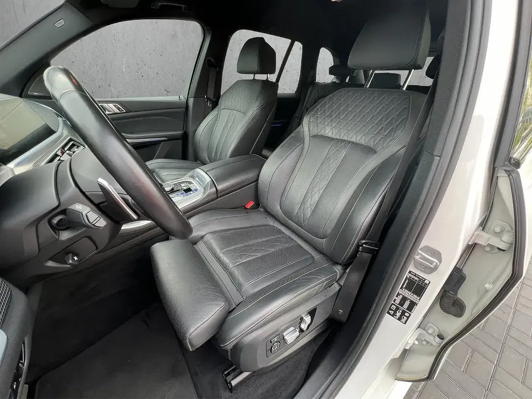 BMW X5 M - Thumbnail 6