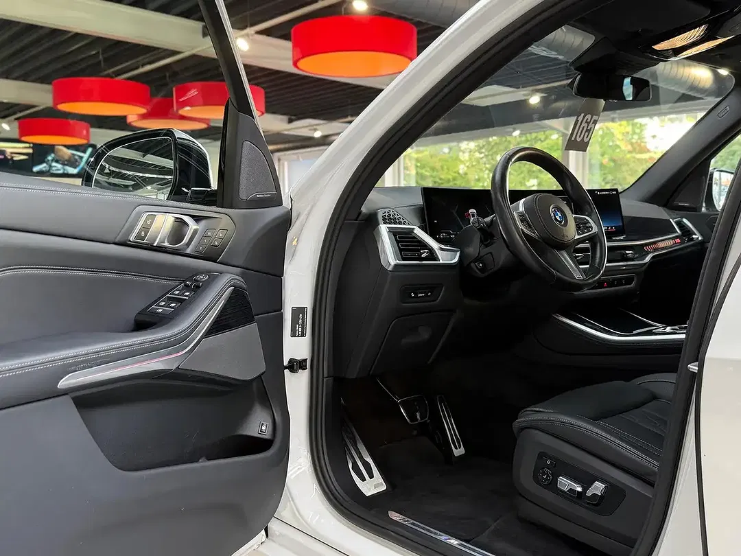 BMW X5 M Sport - Thumbnail 11