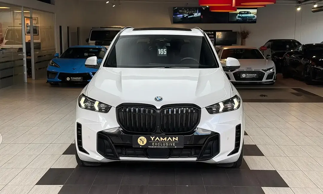 BMW X5 M Sport - Thumbnail 3