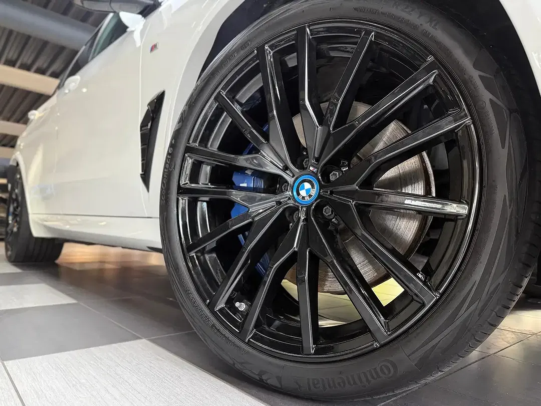 BMW X5 M Sport - Thumbnail 6