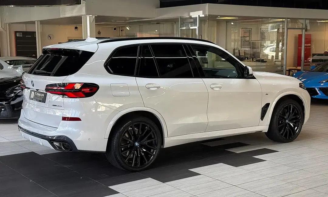 BMW X5 M Sport - Thumbnail 7