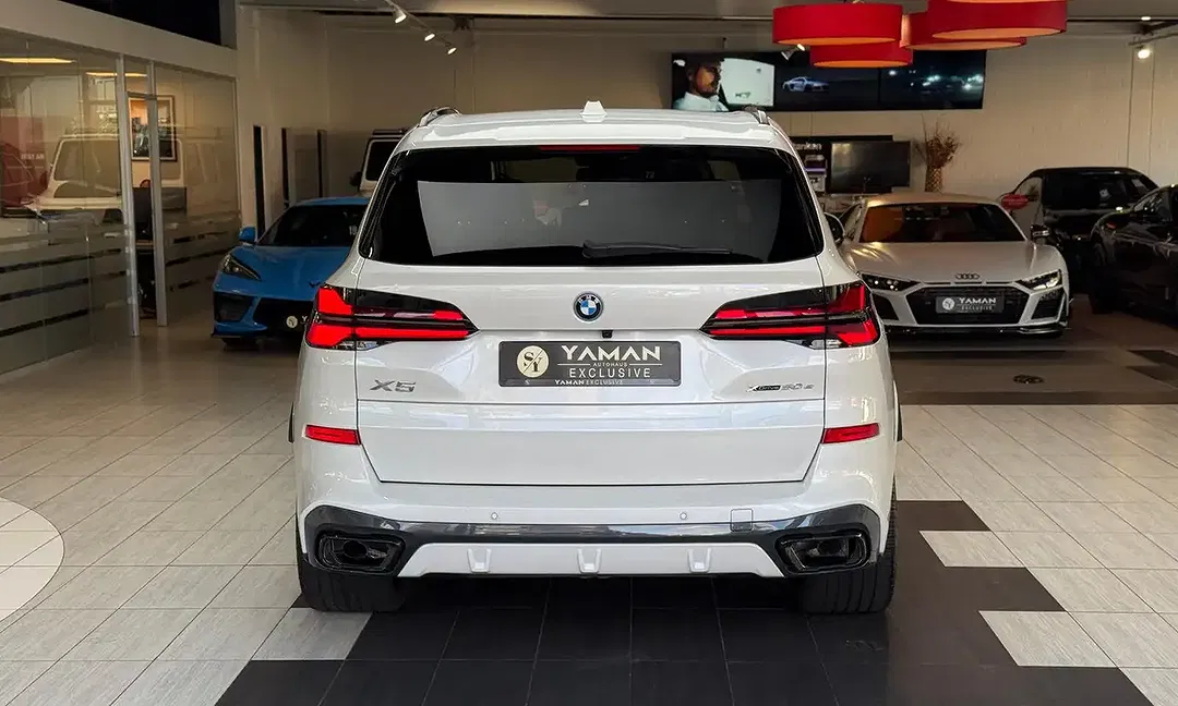 BMW X5 M Sport - Thumbnail 9