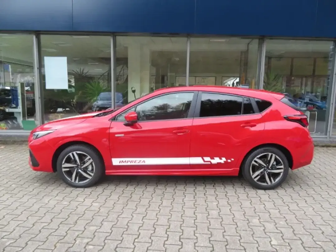 Subaru Impreza 2.0 Platinum - foto 1