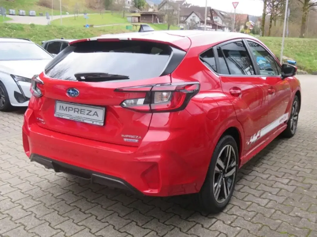 Subaru Impreza 2.0 Platinum - Thumbnail 5