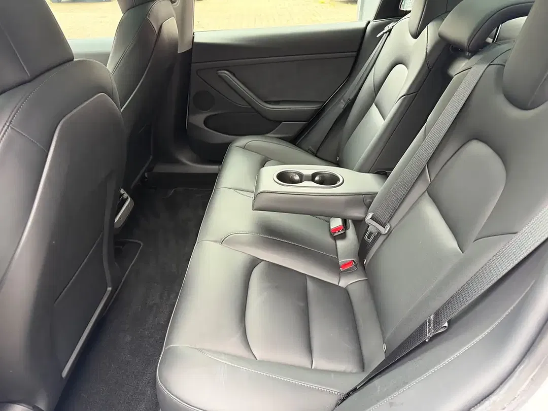 Tesla Model 3 AWD Dual Motor Long Range - Thumbnail 8
