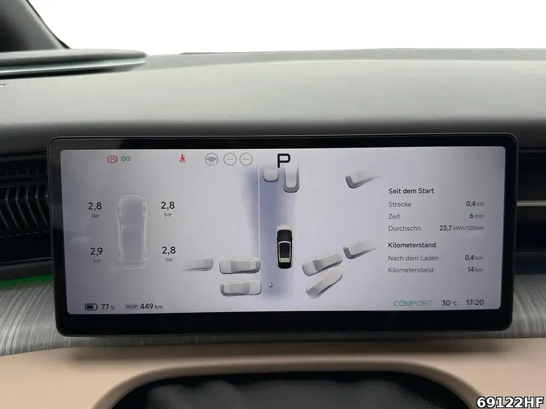 Xpeng X9 AWD Performance - Thumbnail 10