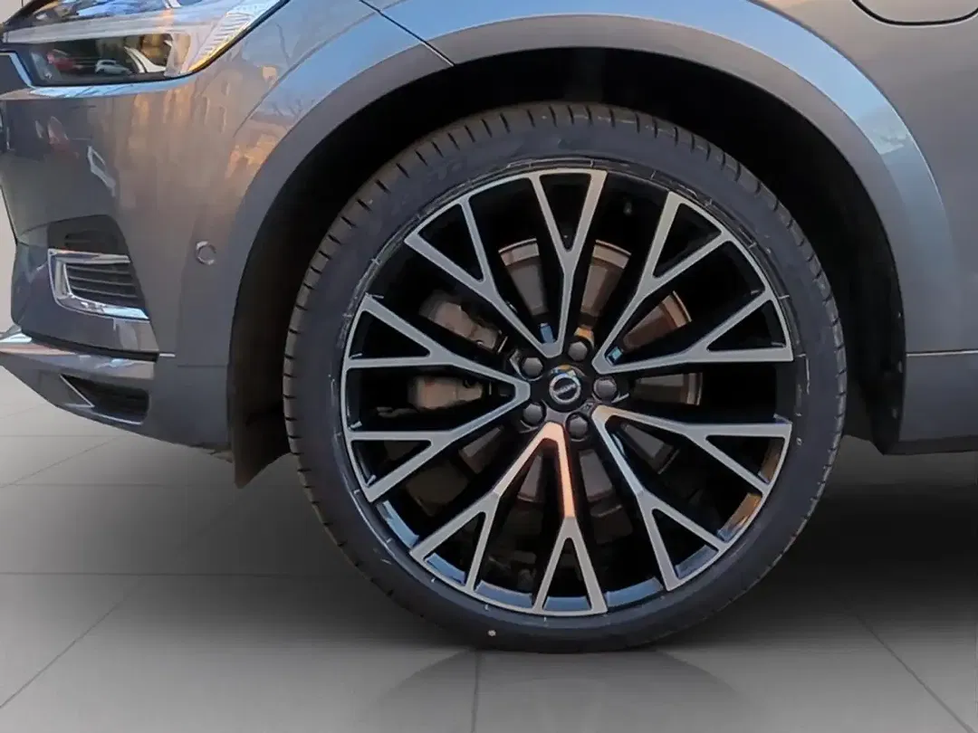 Volvo XC60 T6 Recharge Inscription - Thumbnail 7