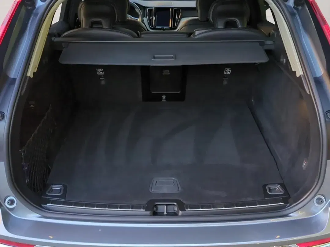 Volvo XC60 T6 Recharge Inscription - Thumbnail 9