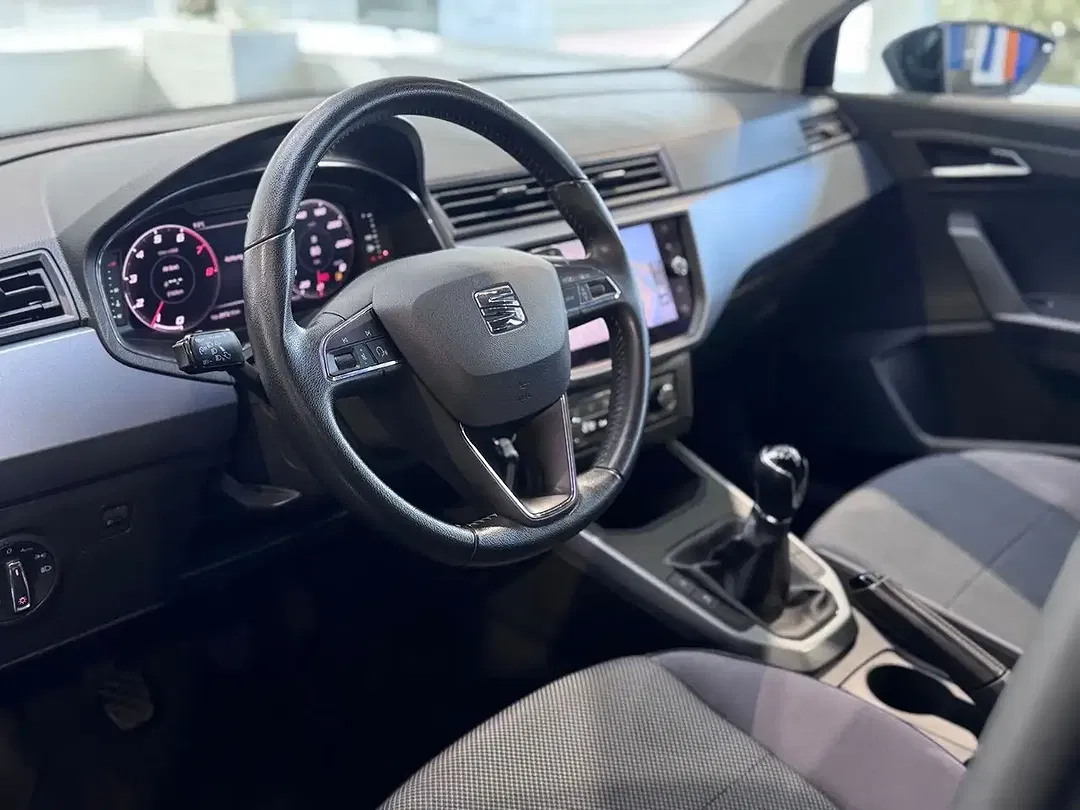 SEAT Arona 1.0 - Thumbnail 13