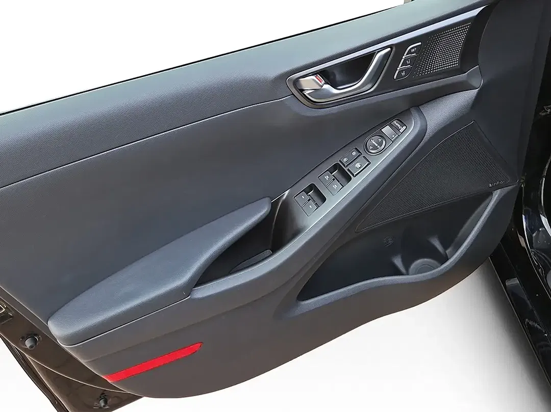 Hyundai IONIQ Premium - Thumbnail 13