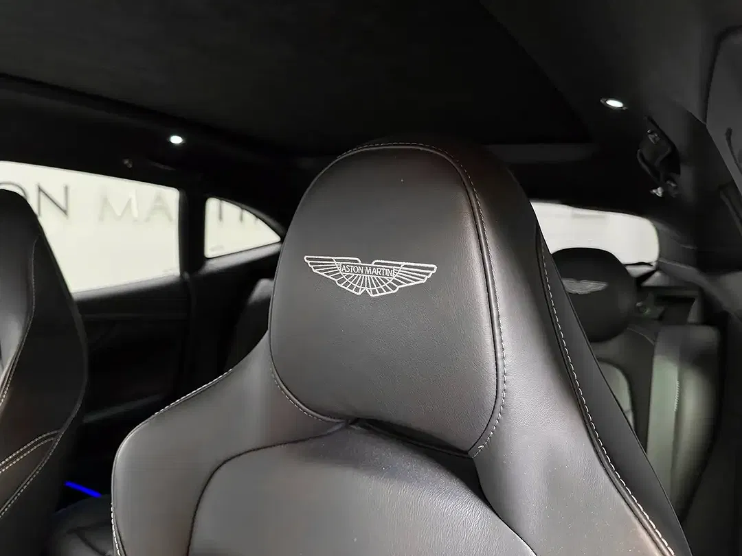 Aston Martin DBX 707 - Thumbnail 12
