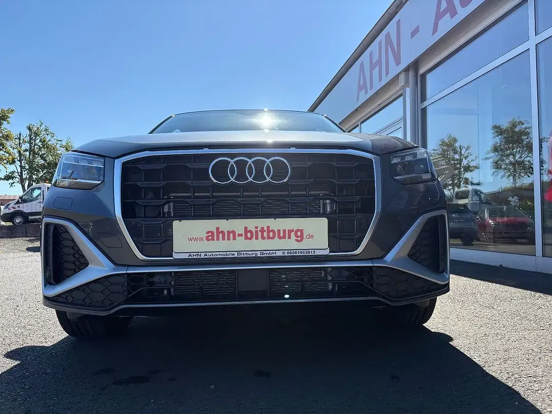 Audi Q2 35 TFSI AUT Matrix LED S line - Thumbnail 12